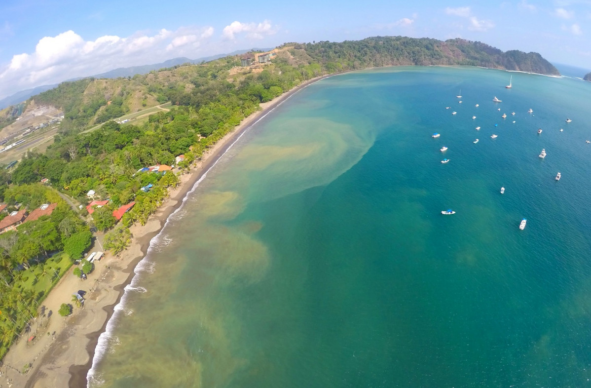 Costa Rica Playa Herradura 1531