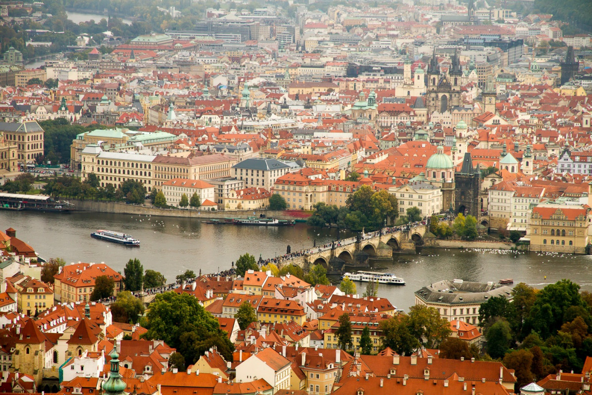 Praga Vistas desde la Torre de Petrin  1400
