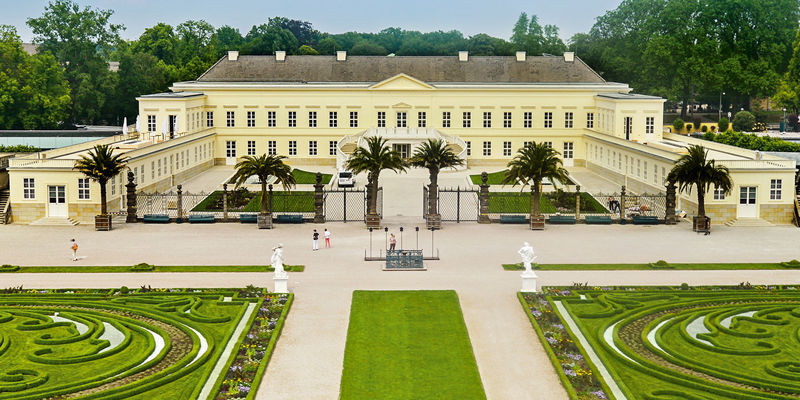Schloss Herrenhausen panorama (2)