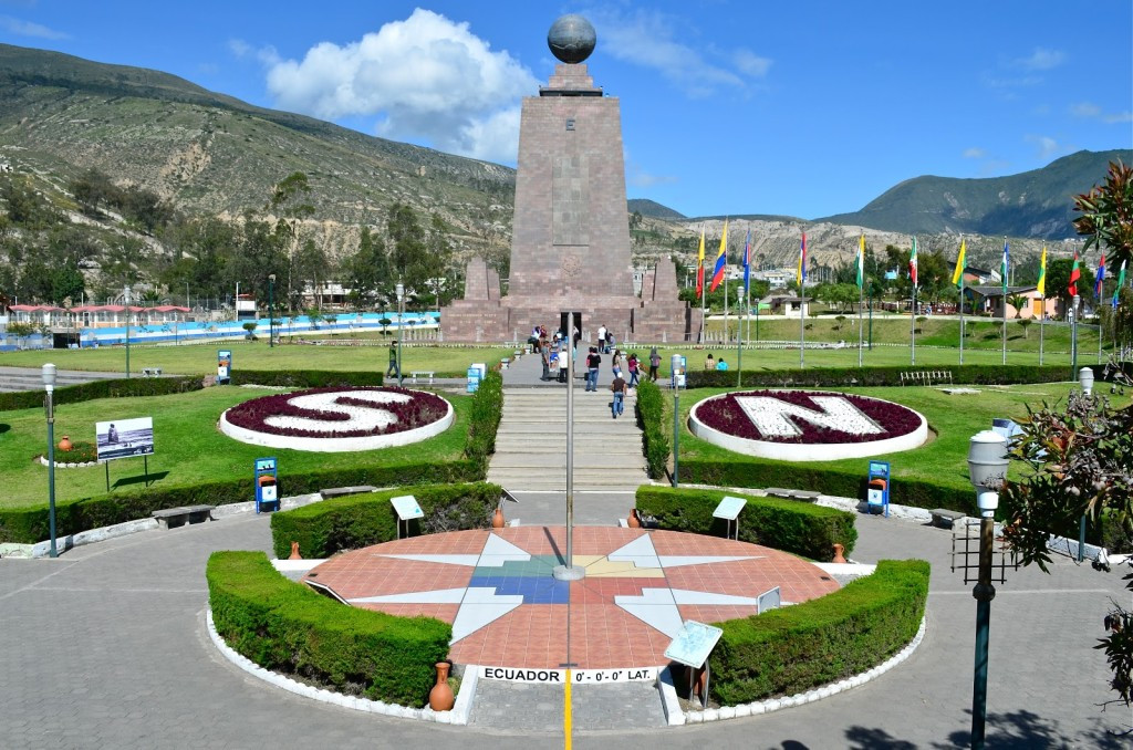 Quito Visita la mitad del mundo, ubicada en la ciudad de Quito, Ecuado