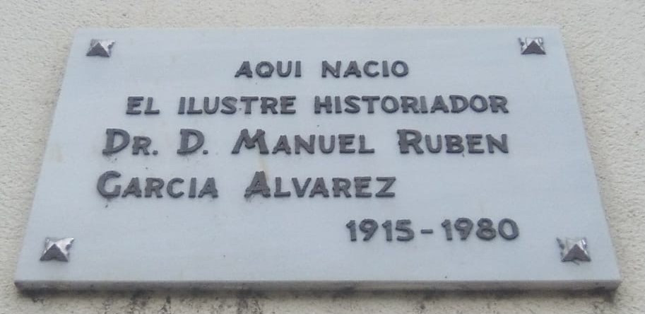 Ribadavia, placa conmemorativa Manuel