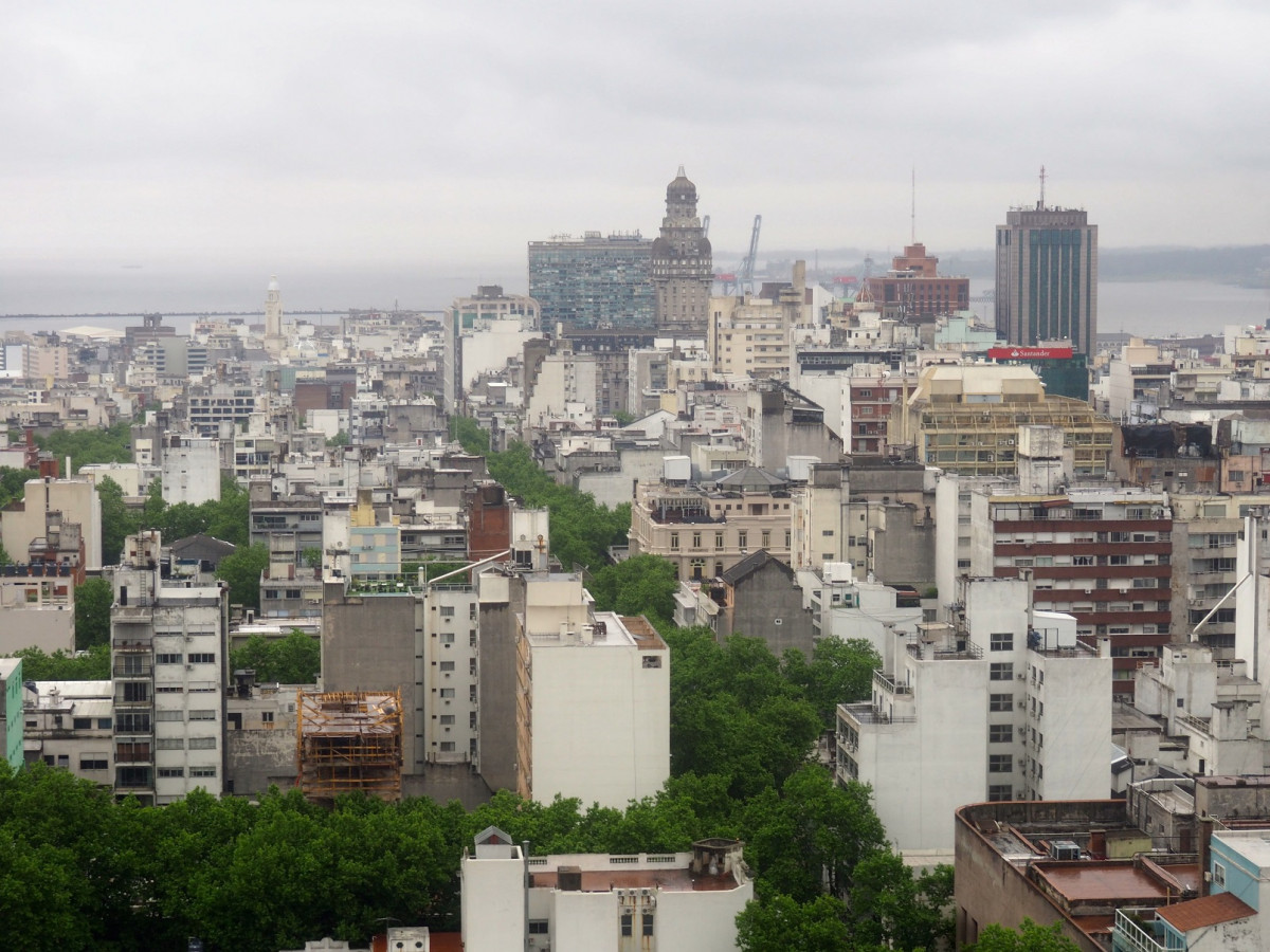 Vista de Montevideo desde Mirador de la Intendencia 2020 1600