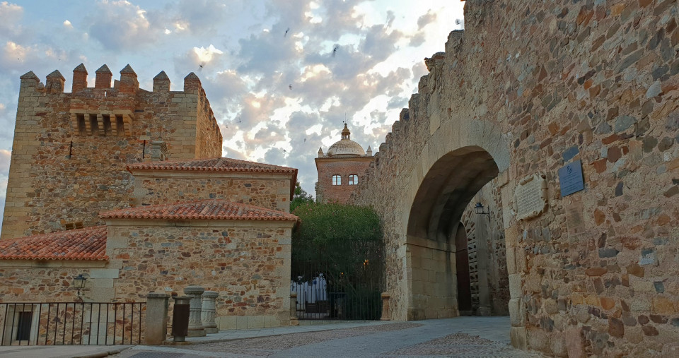 Arco de la Estrella, Cáceres