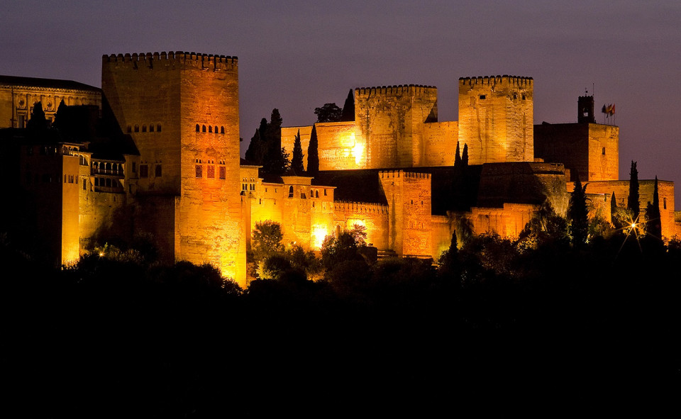 Granada Alhambra nocturna