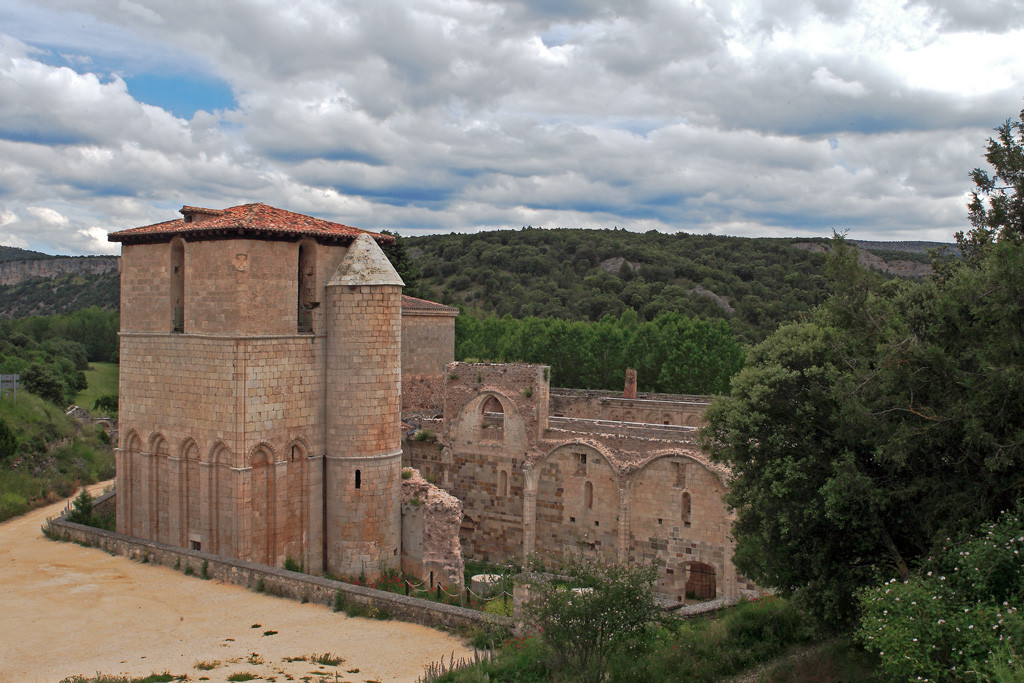 Covarrubias04.RealMonasteriodeSanPedrodeArlanza