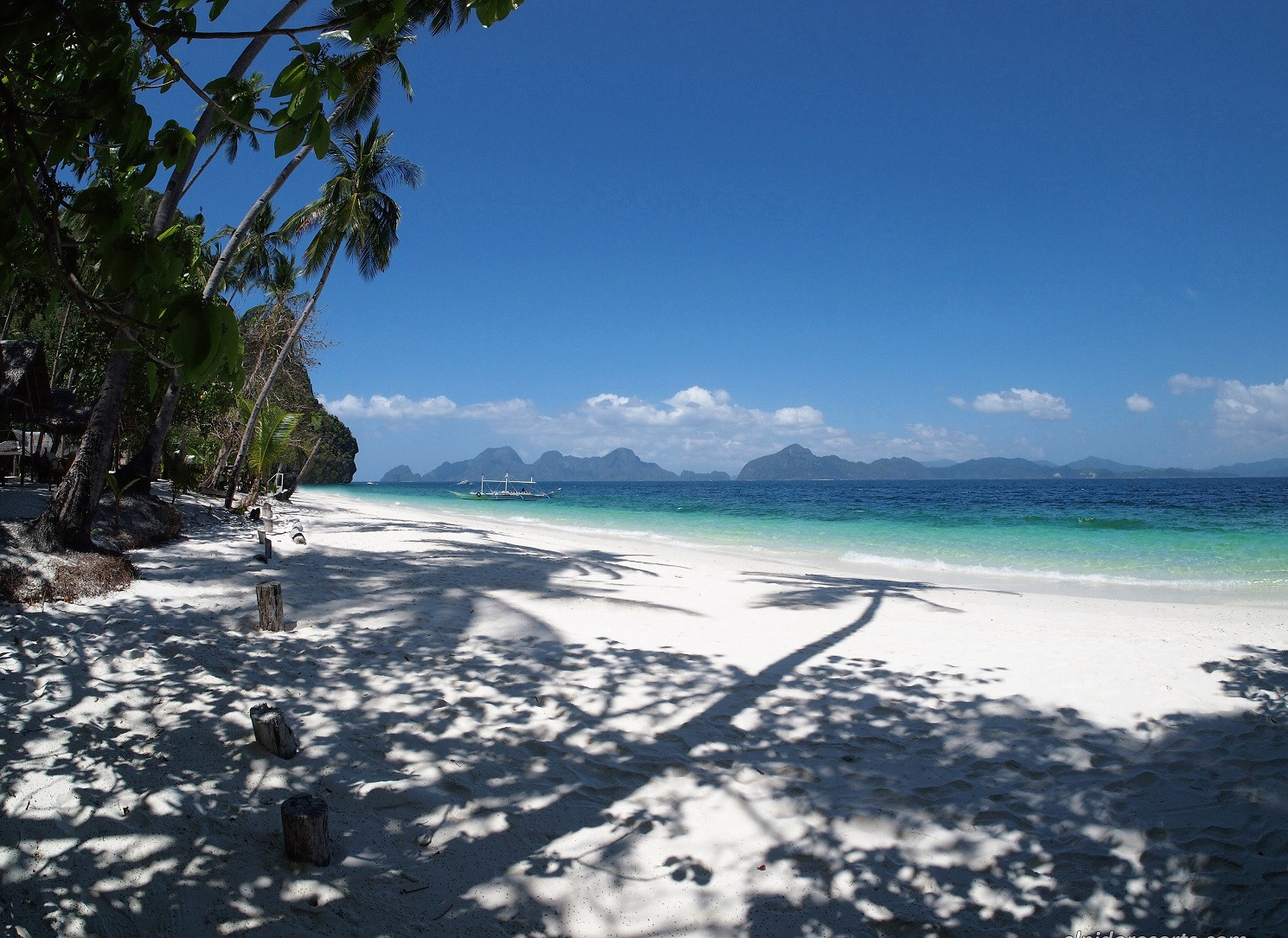 Filipinas.ElNidoEntalulaIslandBeachArea