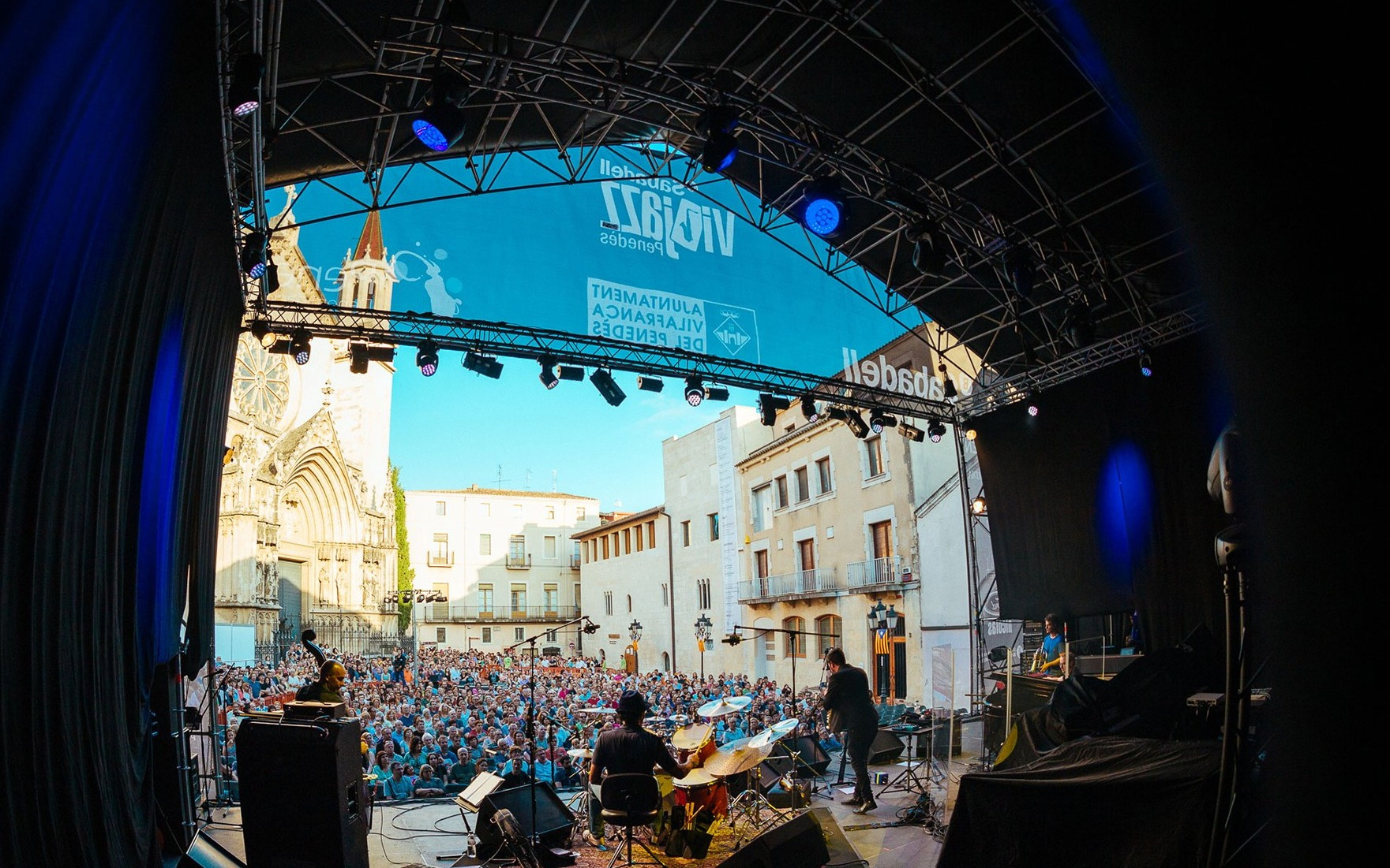 Vijazz02r