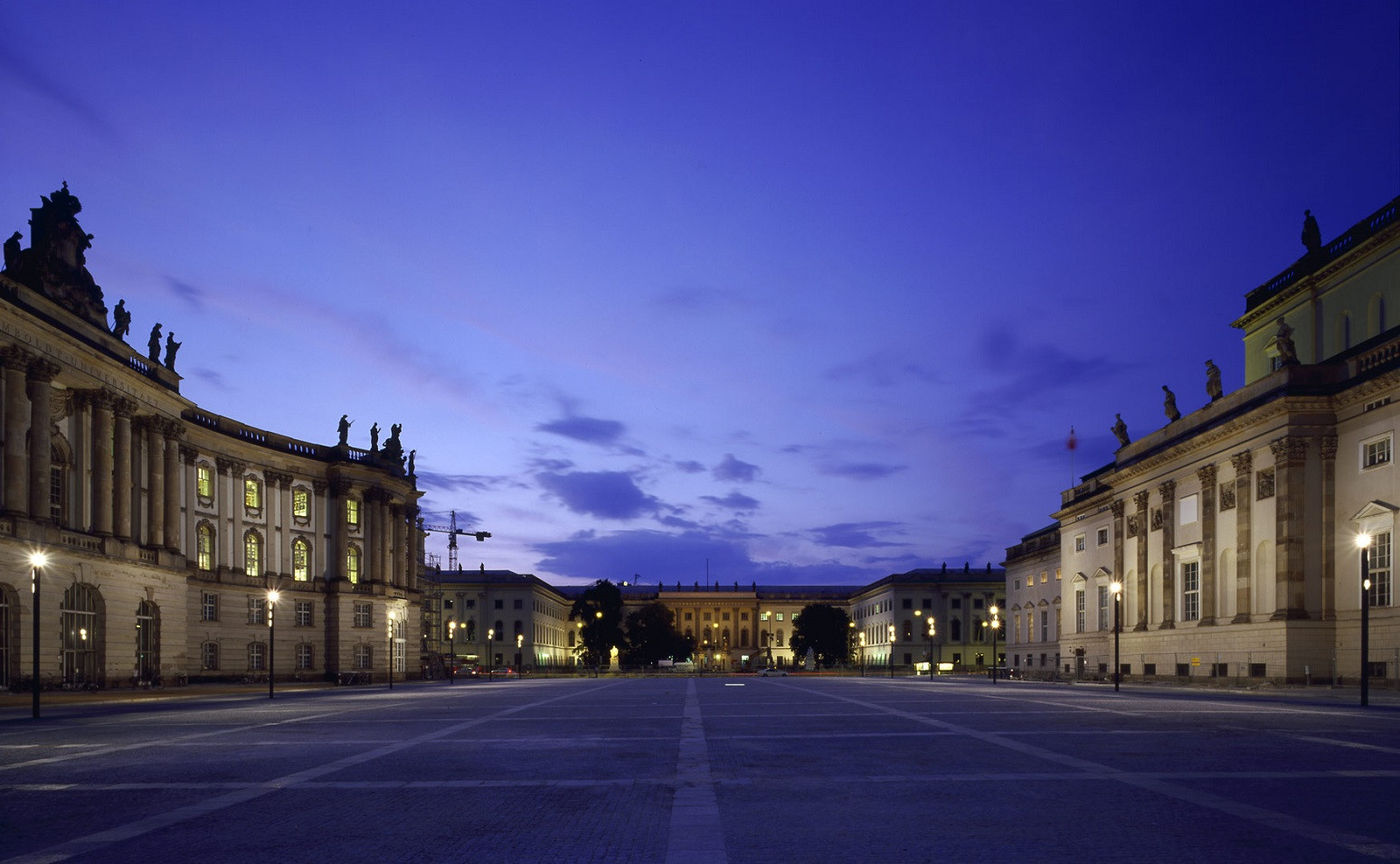 Bebelplatz 8