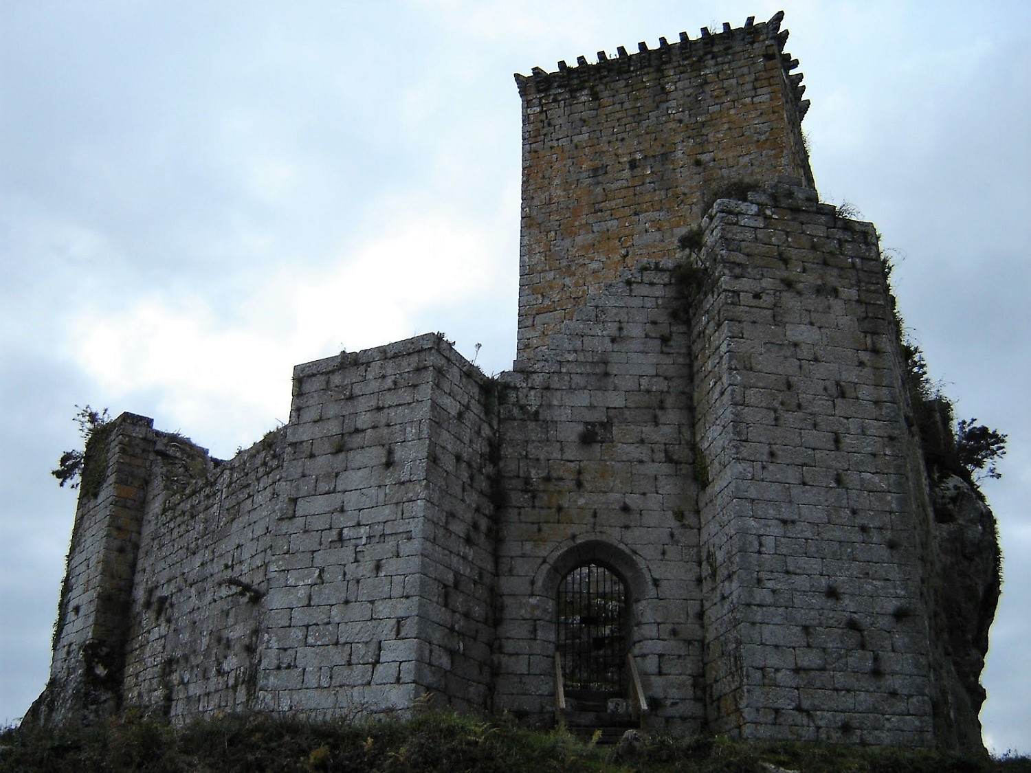 Castillodeandrade15002