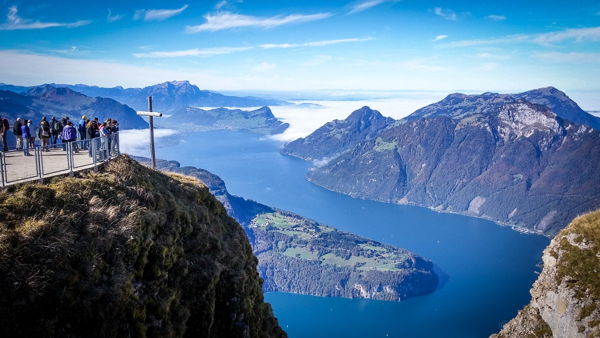 Lake Lucerne from Fronalpstock