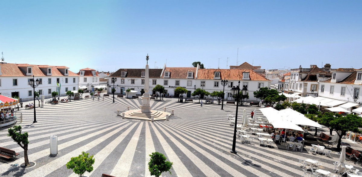 Vila Real Sto. António Praça Marquês de Pombal.j1560