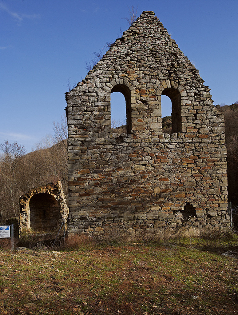 Camino del Manzanal01. Iglesia del Monasterio de San Juan de Montealegre