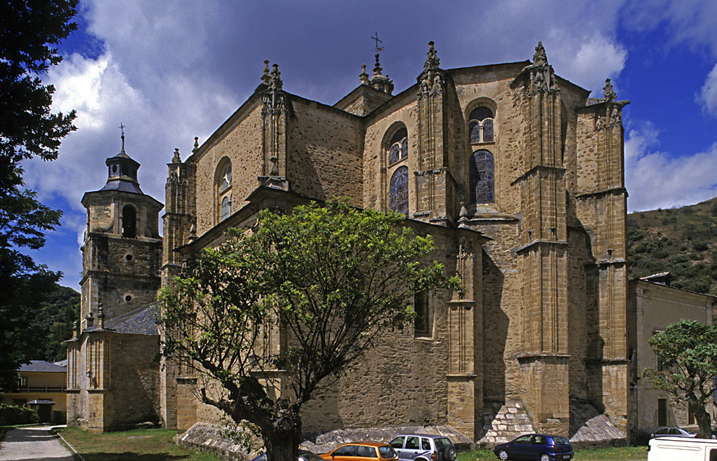 Camino Frances09. Villafranca del Bierzo. Colegiata de Santa Maria de Cluniaco