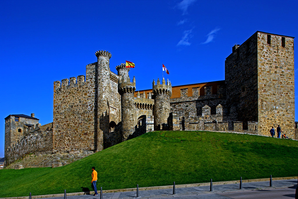 Camino Frances06. Ponferrada. Castillo de los Templarios