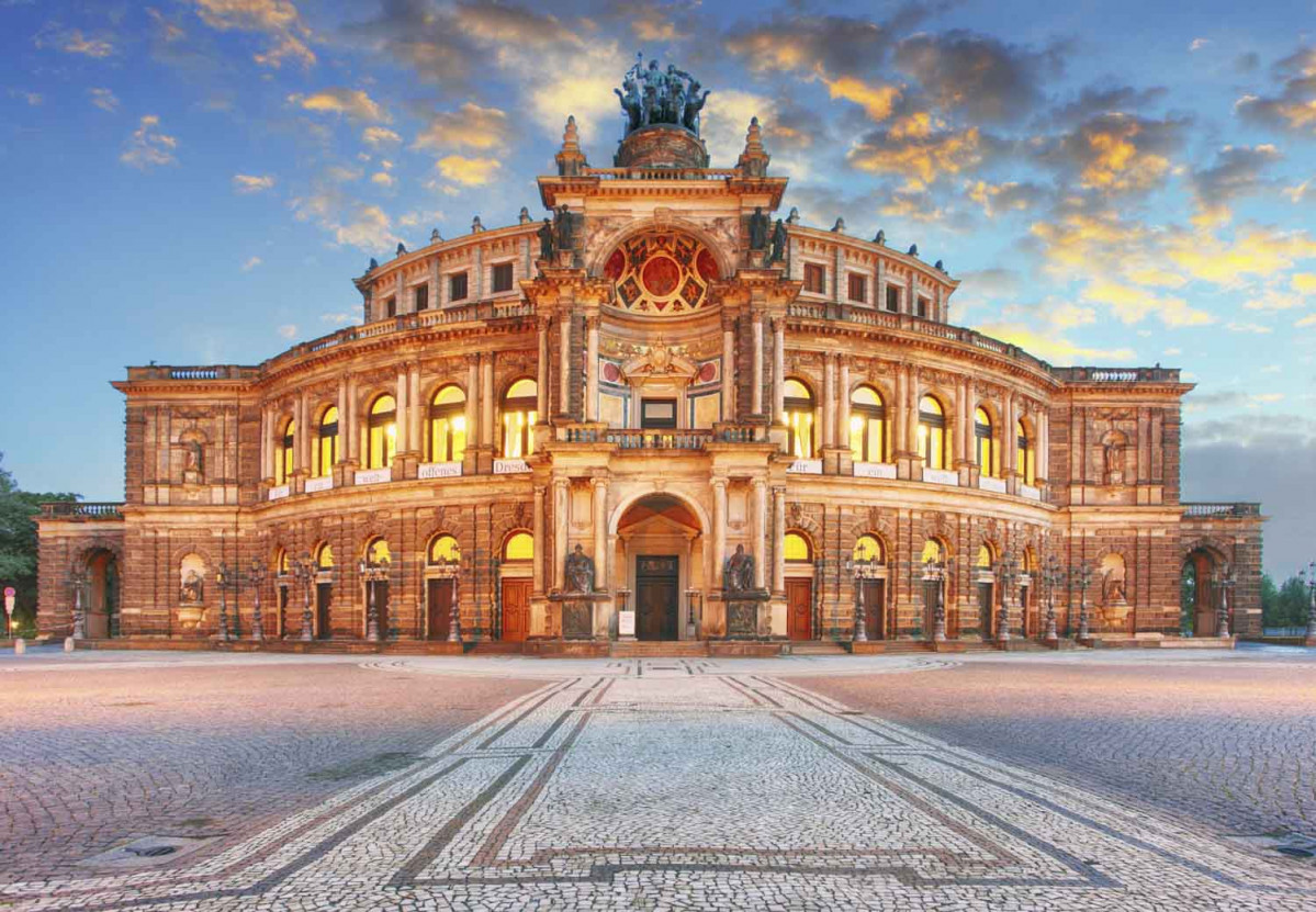 Dresden semperoper 1500x850 (1)