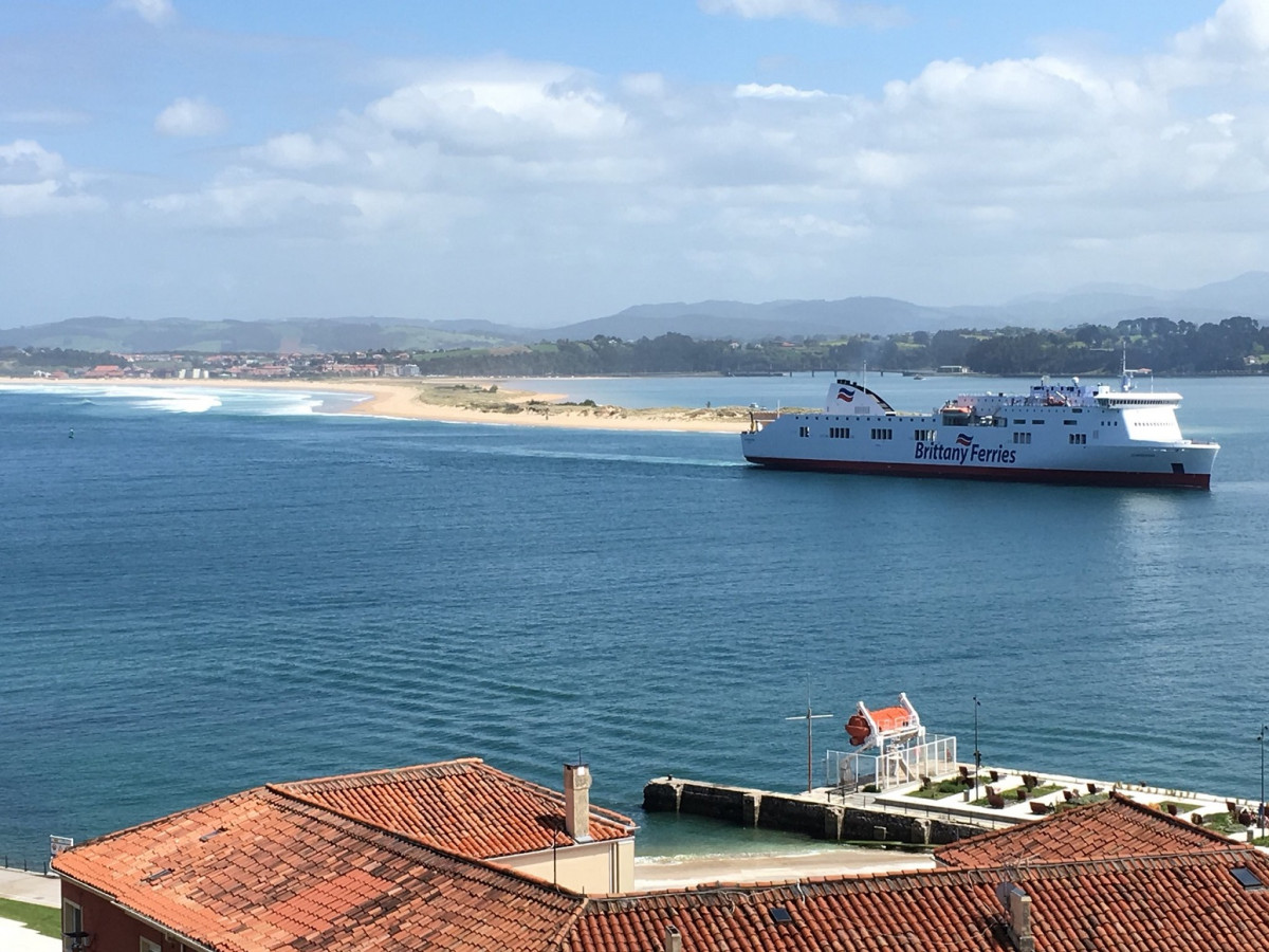 Brittany Ferries Conmemora