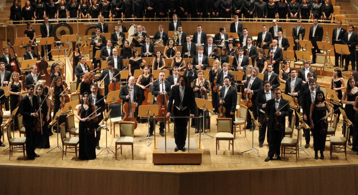FUNDACION EXCELENCIA ORQUESTA CLaSICA SANTA CECILIA