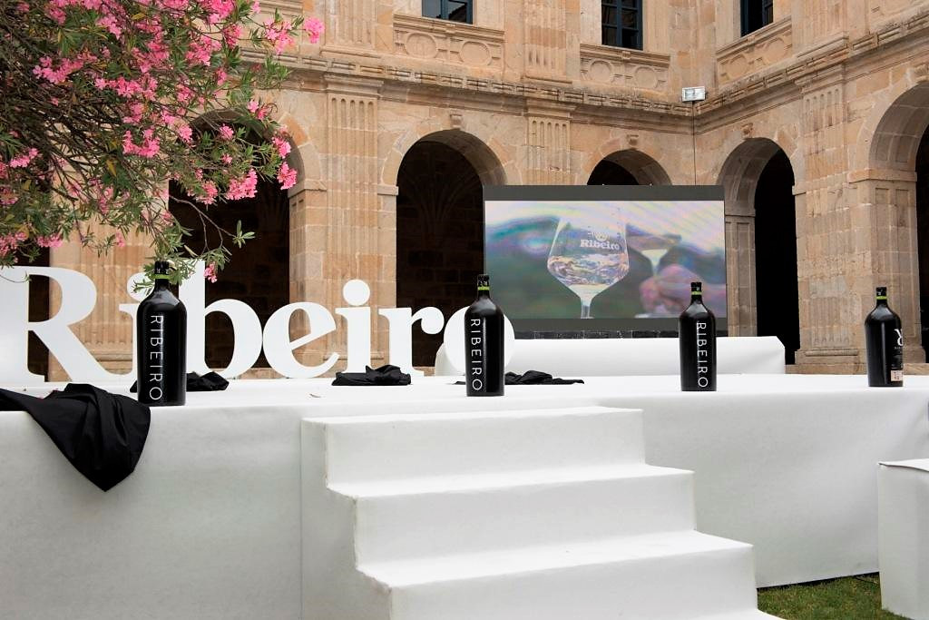 Gala Ribeiro Botellas 2