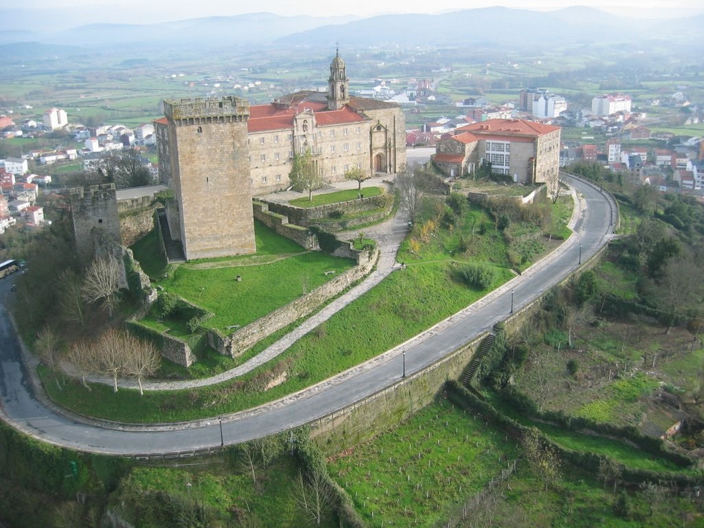 Lugo castillo monforte