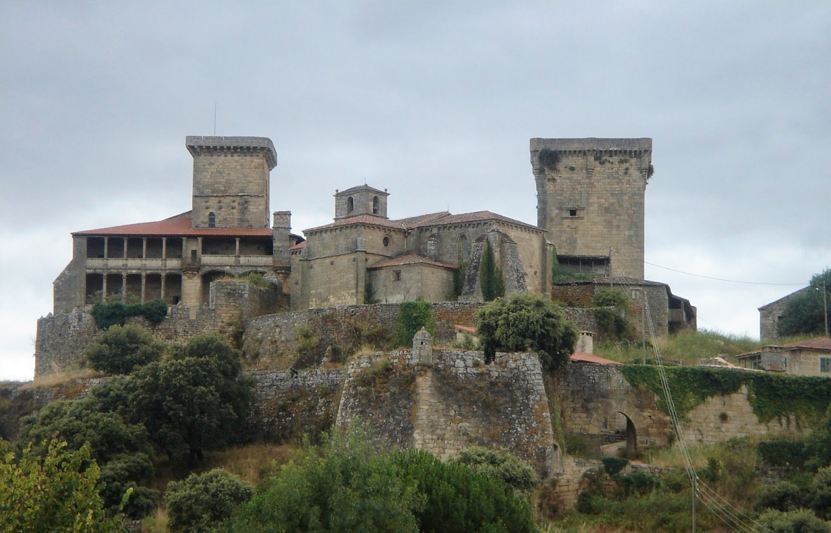 Ourense Castillo de Monterrey 2a