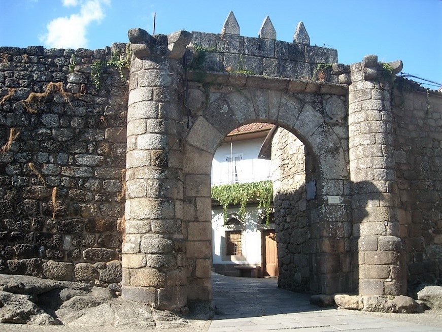 Ourense castillo de los condes sarmiento