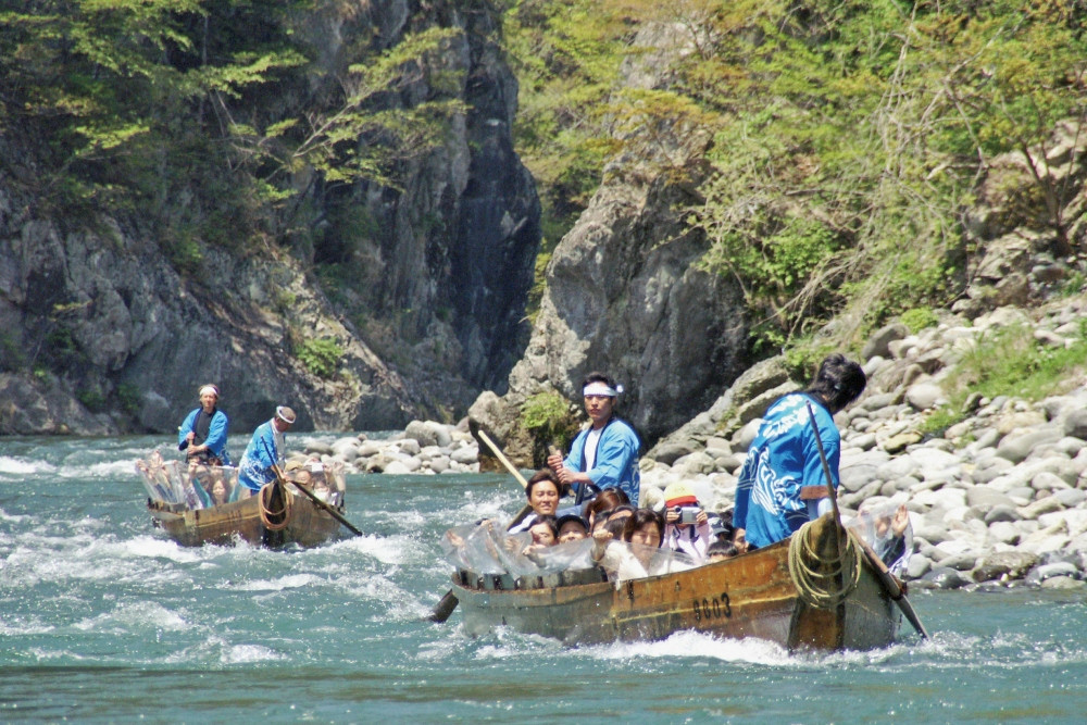 Nikko Descender el ru00edo Kinugawa