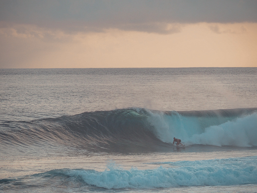 Early morning surf at Cloud 9 Siargao