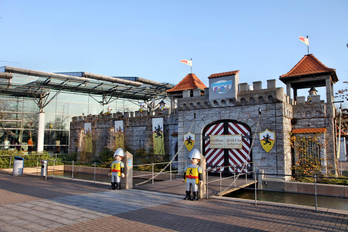 Playmobil Funpark Zirndorf Eingang Zugbrücke