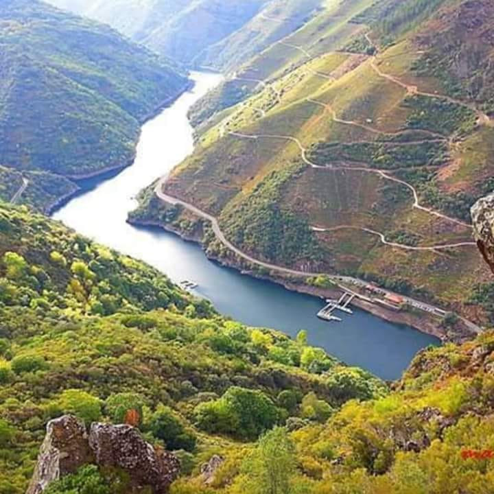 Desde As Penas de Matacu00e1s ( Castro Caldelas)   OURENSE