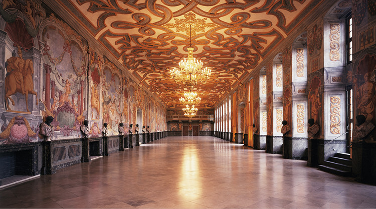 Galeriegebaeude (2)