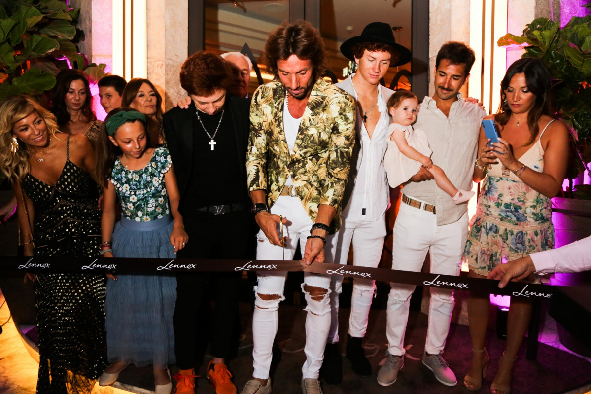 Diego Agnelli + family 1560