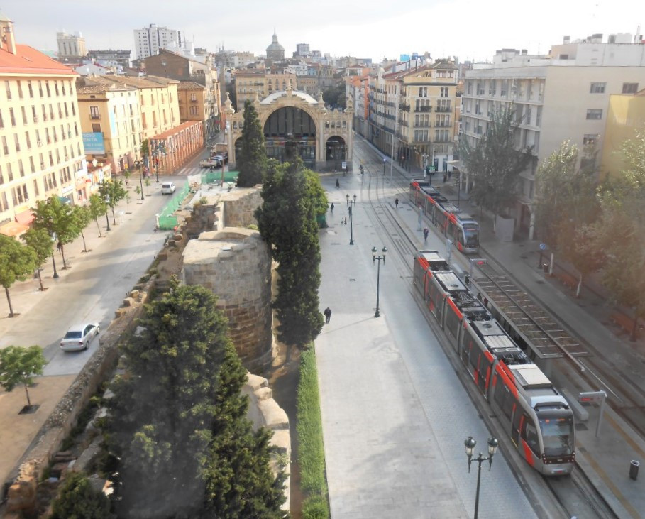 Zaragoza La  muralla romana