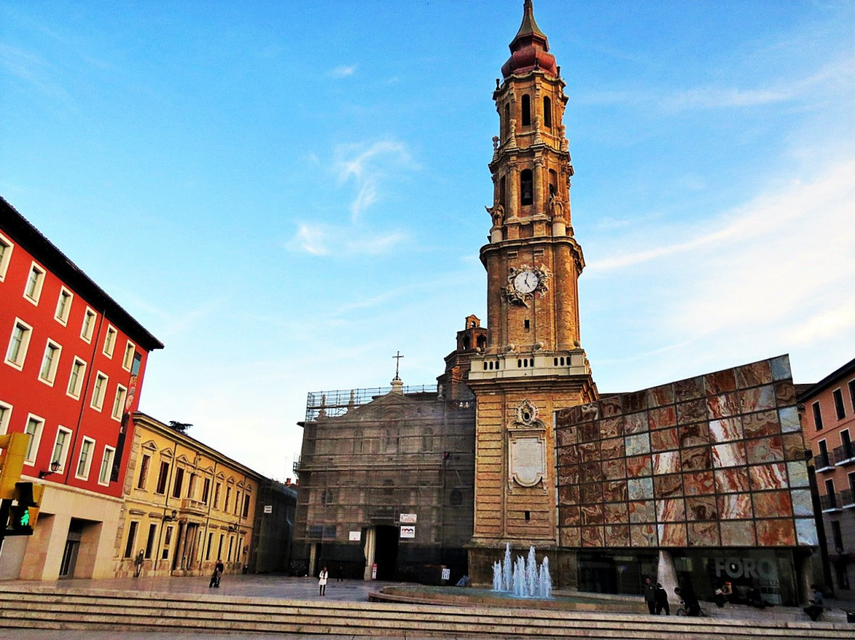 Zaragoza La Catedral del Salvador de Zaragoza 