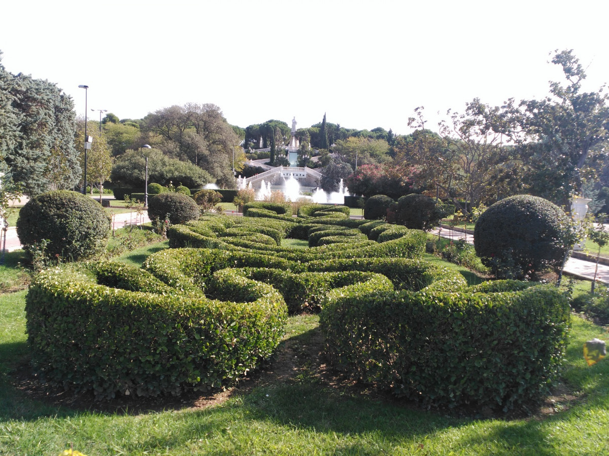 Zaragoza Paseo Principal Parque J.A. Labordeta