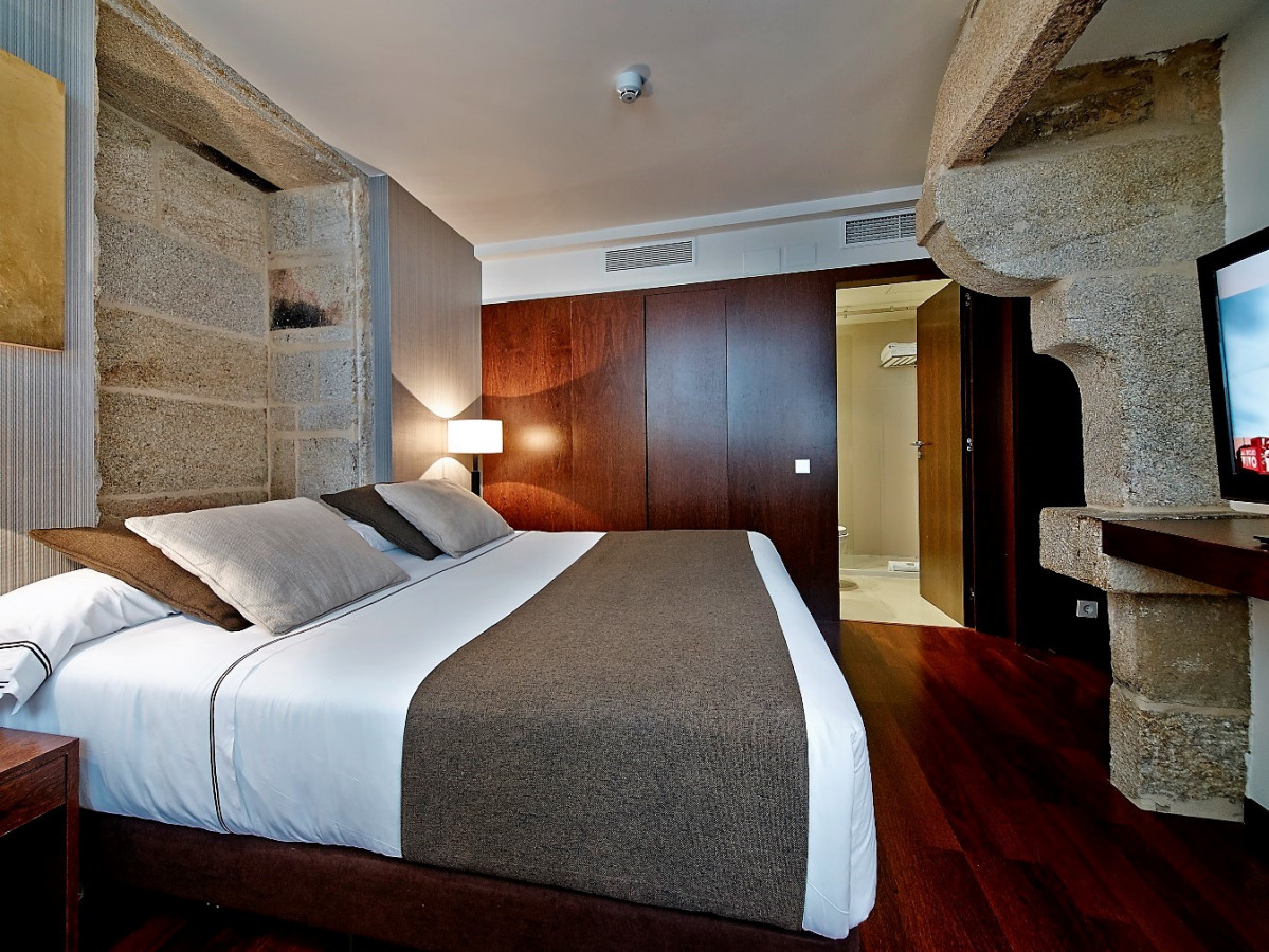 Hotel Carris Casa da Troya Superior Room