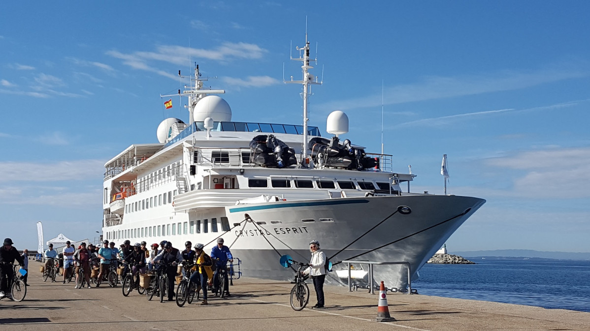 01 Roses  cruceros 1600