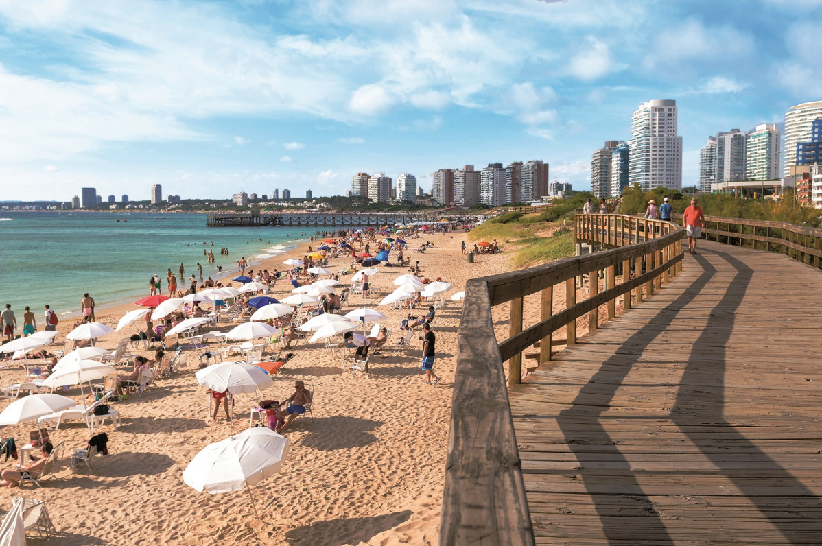 Punta del Este Leonardo Correa 1563