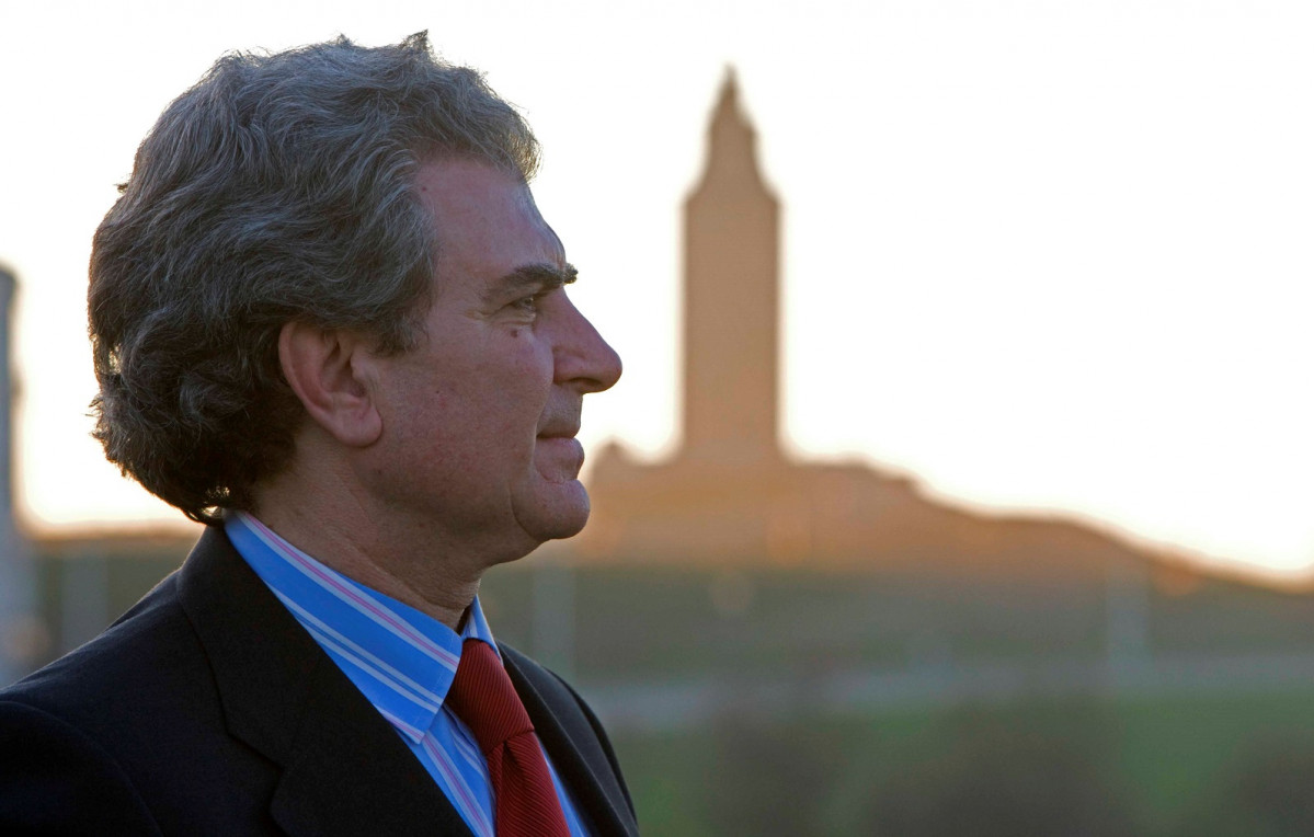 Cesar Antonio Molina. Xurxo Lobato 15