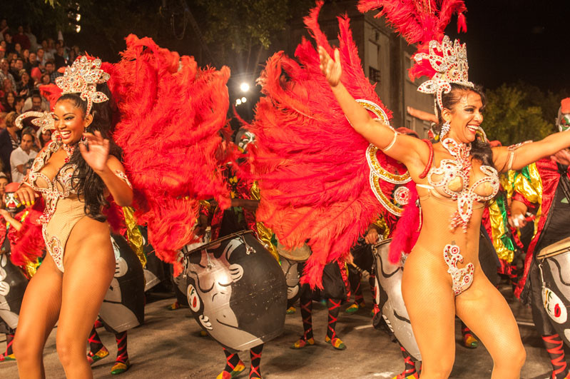 Desfile463VedettesLEOCorrea