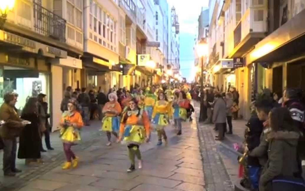 Ferrol desfile de comparsas r (2)