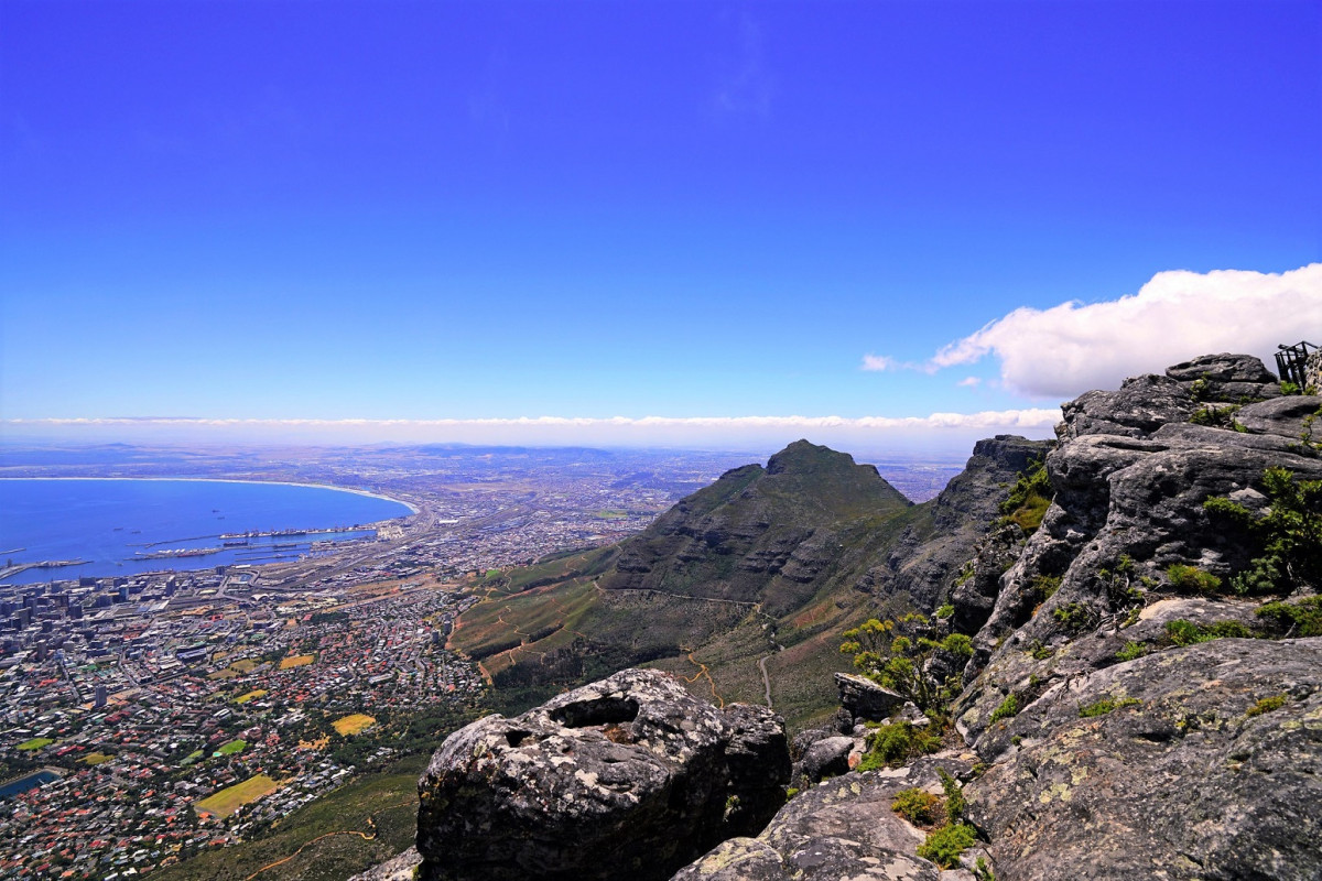 Vista desde la cima de Table Mountain, Ciudad del Cabo 1548 2019