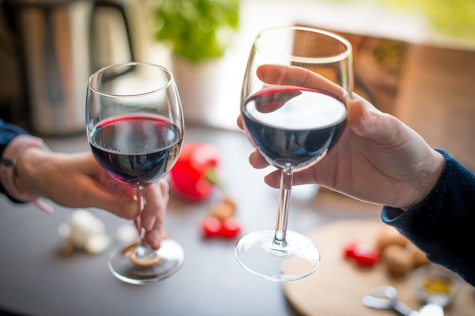 Copa de vino brindis