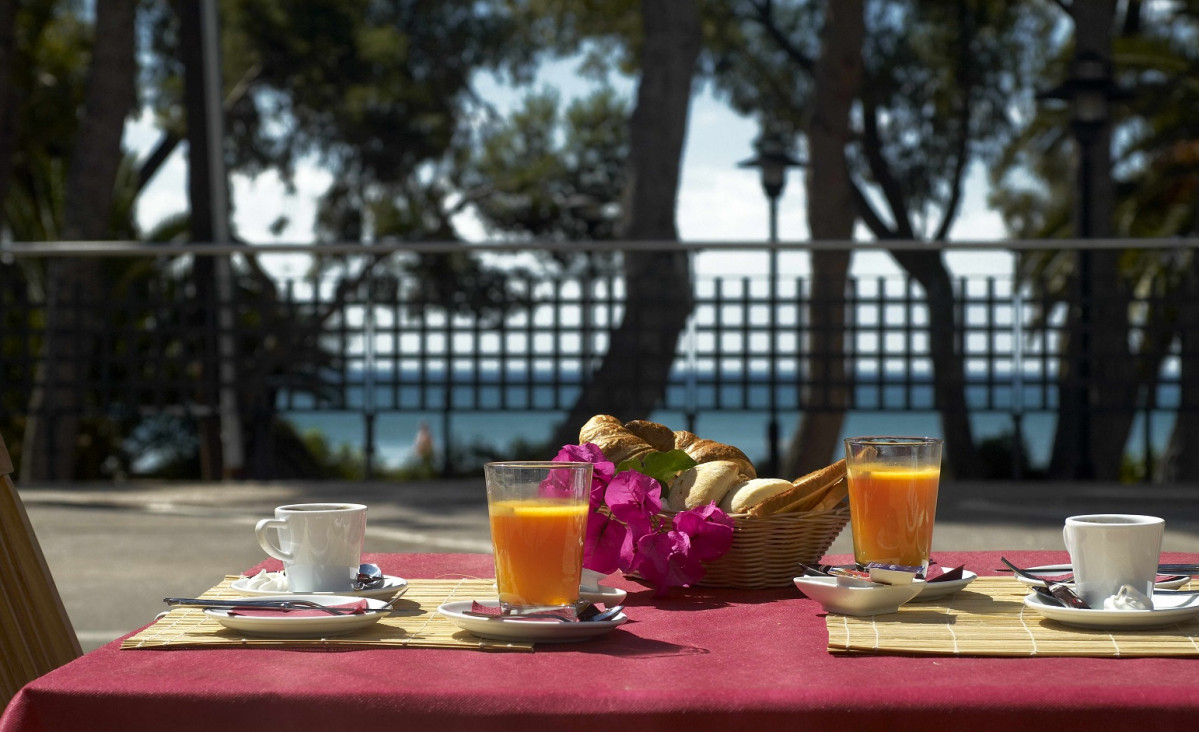Benicassim Desayuno 1542