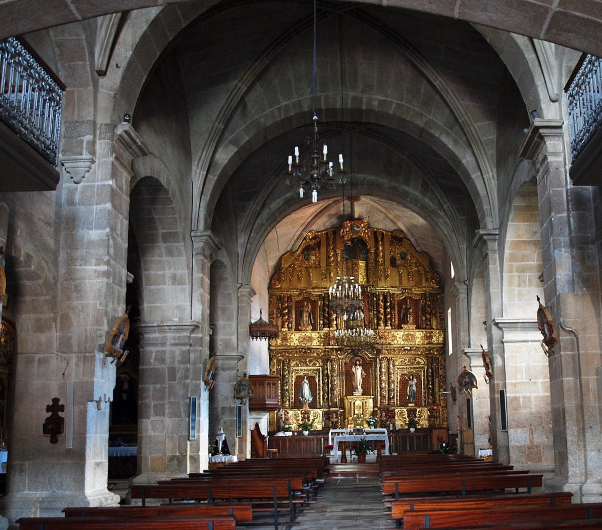 Ribadavia interior Iglesia de San Francisco 2014 1320