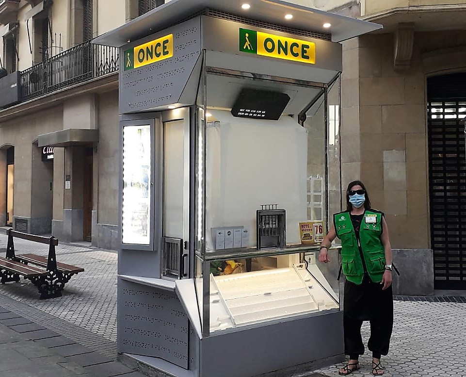 Maider vendedora de la ONCE