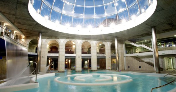 PALACIO DEL AGUA DEL BALNEARIO DE MONDARIZ
