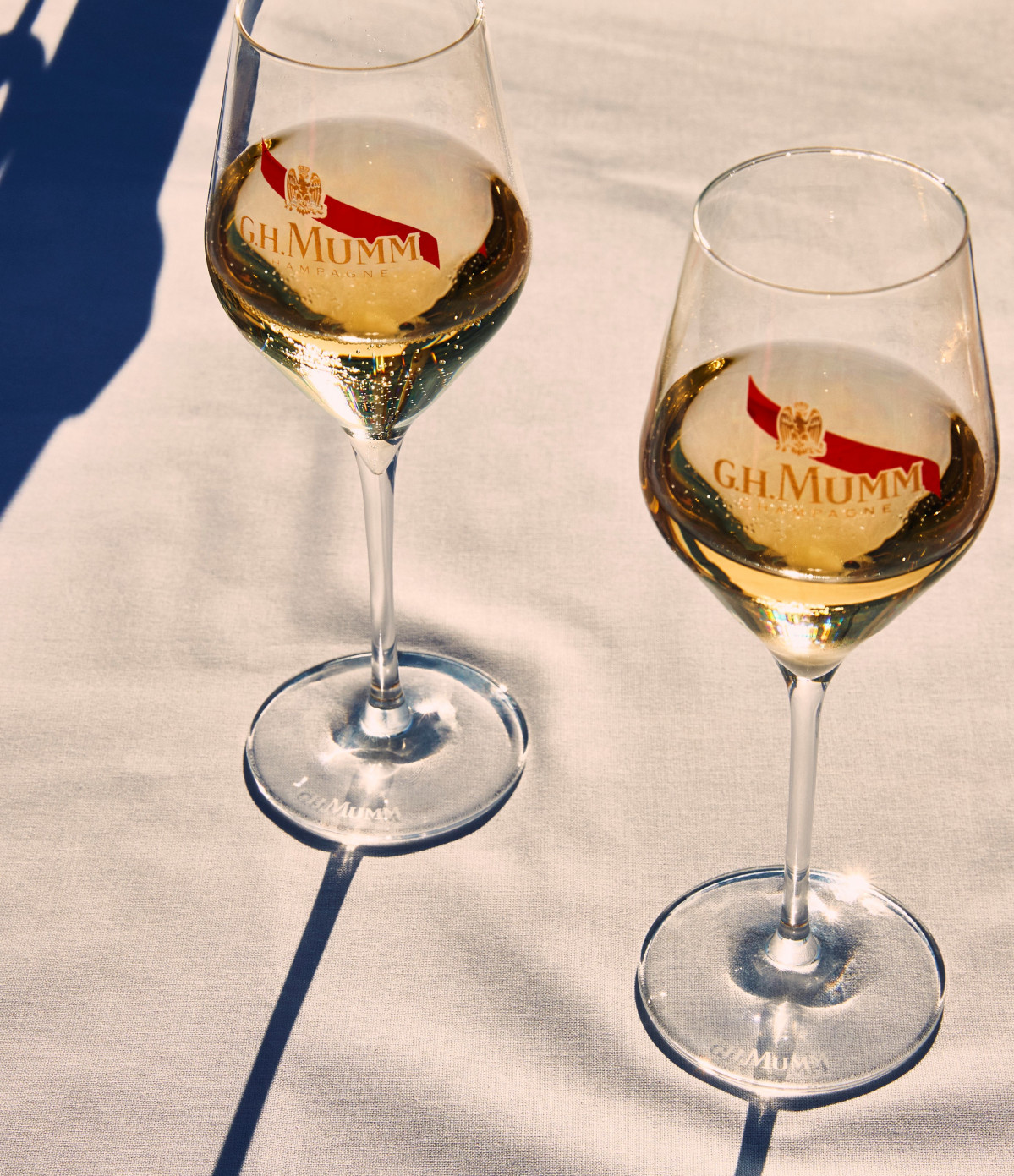 012 MUMM 19 035 4x5 (1)