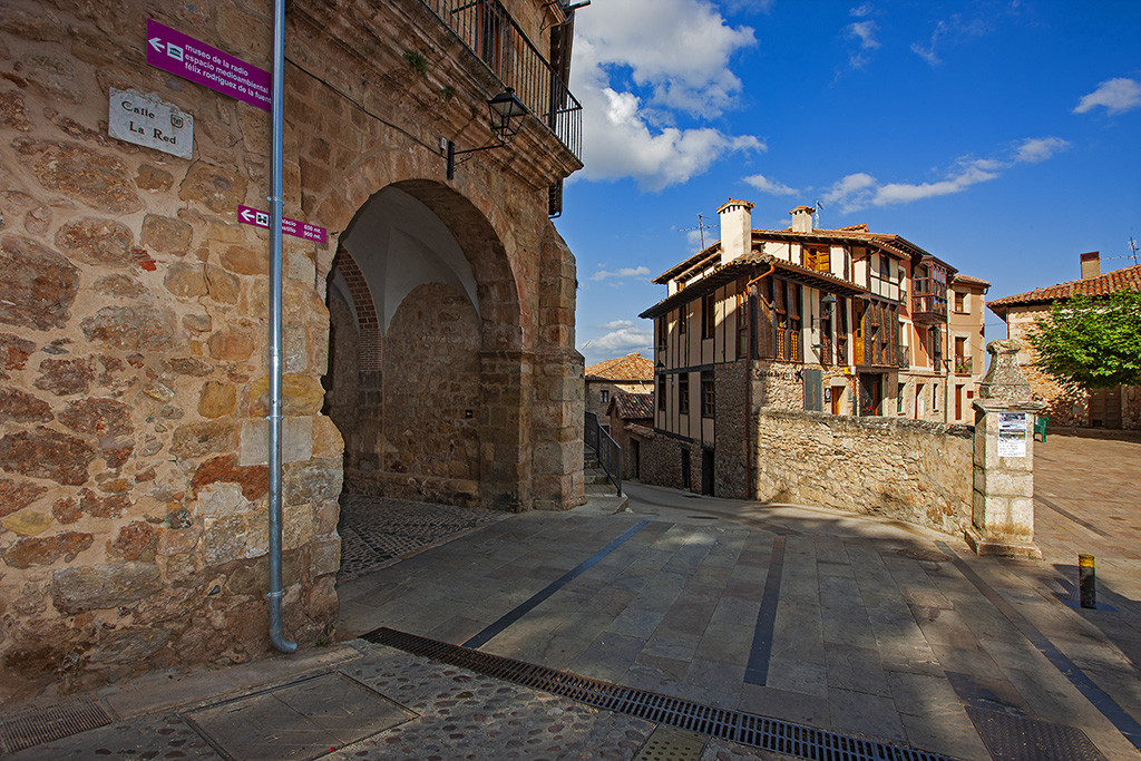Poza de la Sal06 Casco Historico Arco de la Concepcion o Puerta del Conjuradero