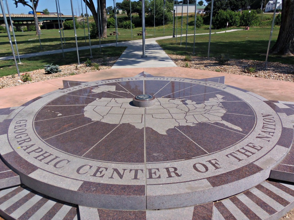 Center of Nation Monument 1024x768