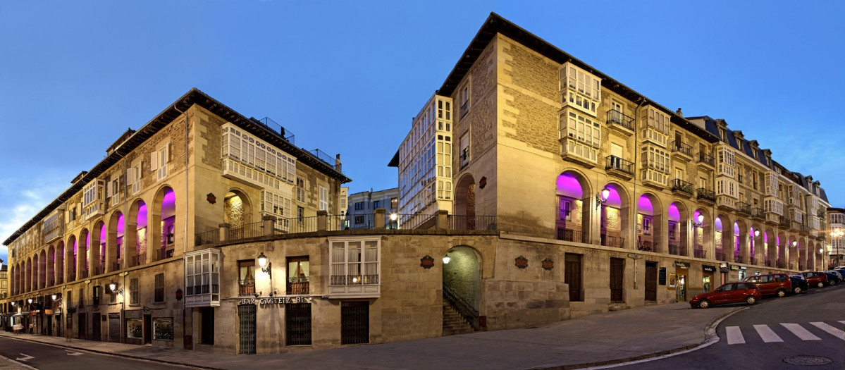 Vitoria Los Arquillos 1600